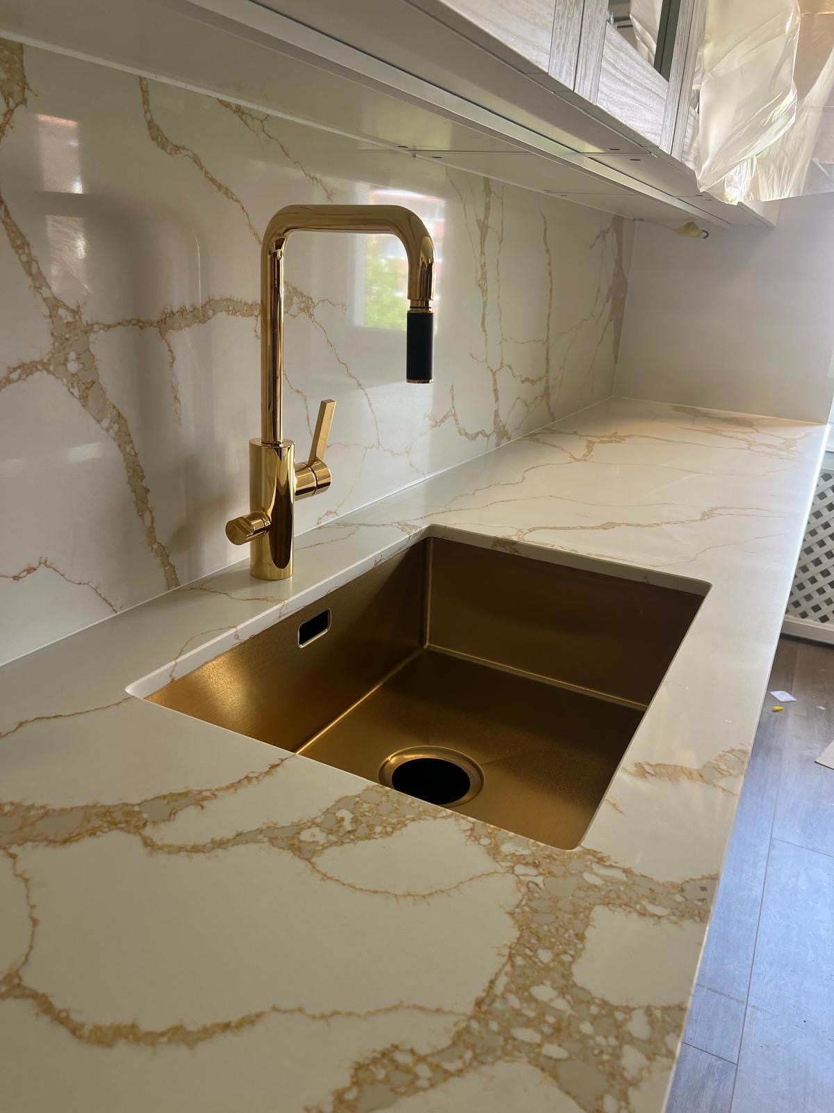 Calacatta Beige